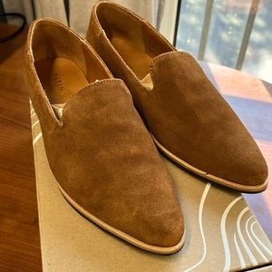 NIB Portland Leather Patina Toffee Suede Pointed Flat Size 8